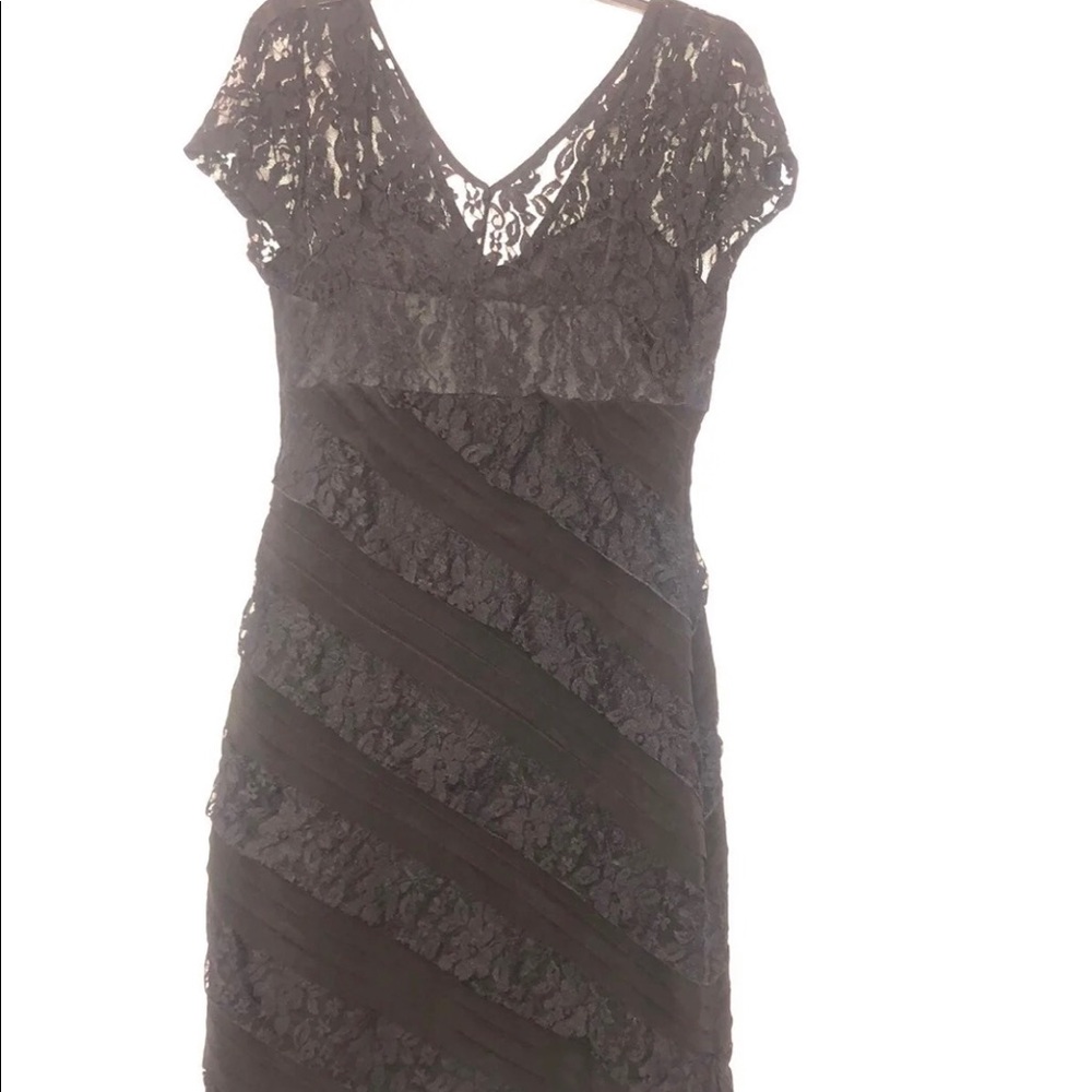 V-Neck Midi Lace Black Dress